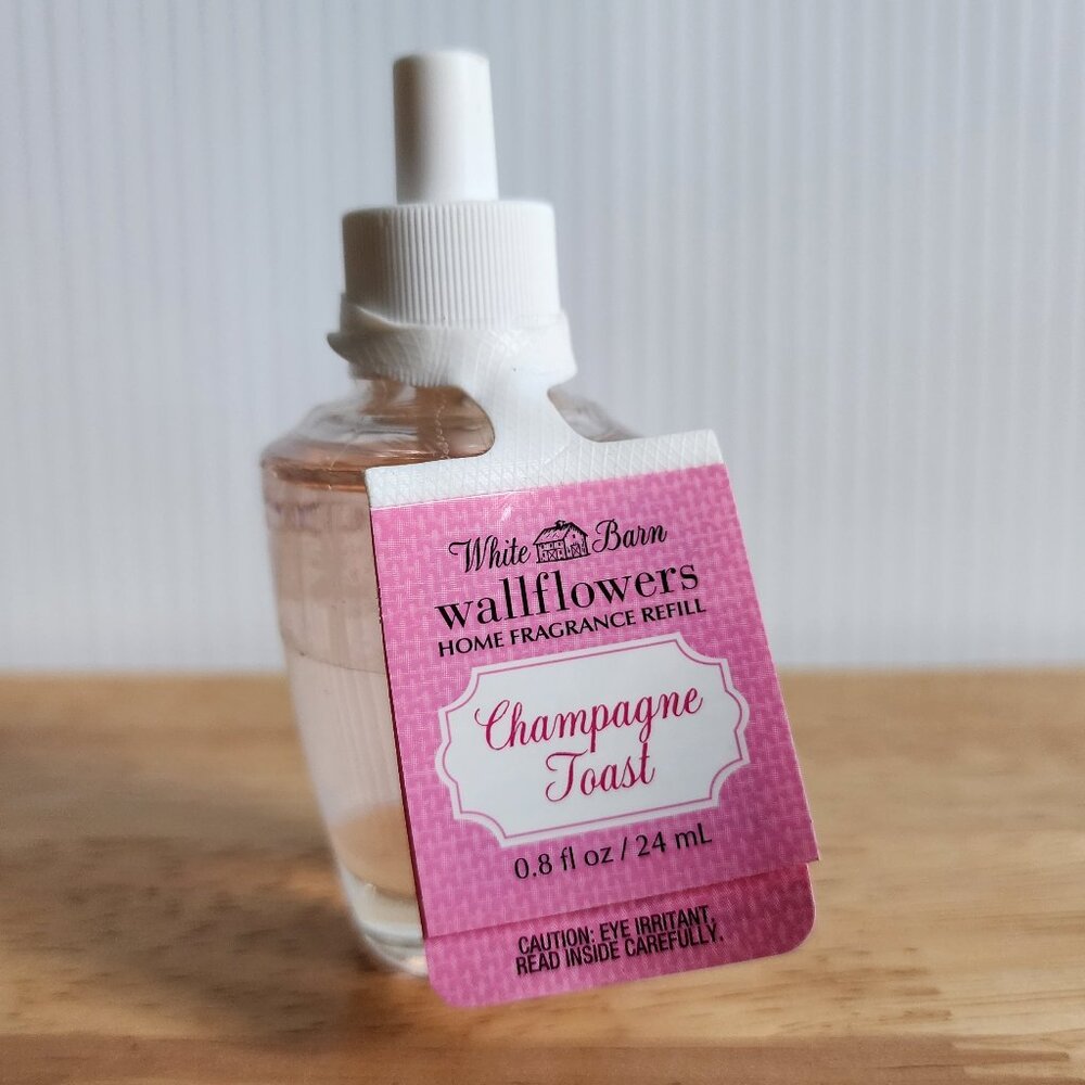 NWT Bath and Body Works, Single Wallflower Refill, Champgne Toast